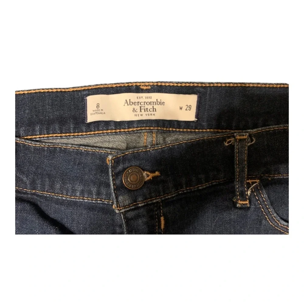 Abercrombie & Fitch-New York Sz 8 width 29 dark denim shorts. - Picture 4 of 8